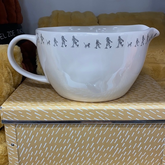 Rae Dunn Happy Halloween Batter Bowl White Ceramic - Brand New - Picture 7 of 9